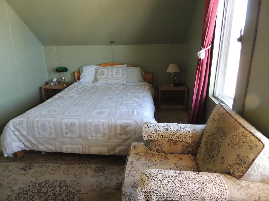 Historical Guest House Уайтхорс Экстерьер фото